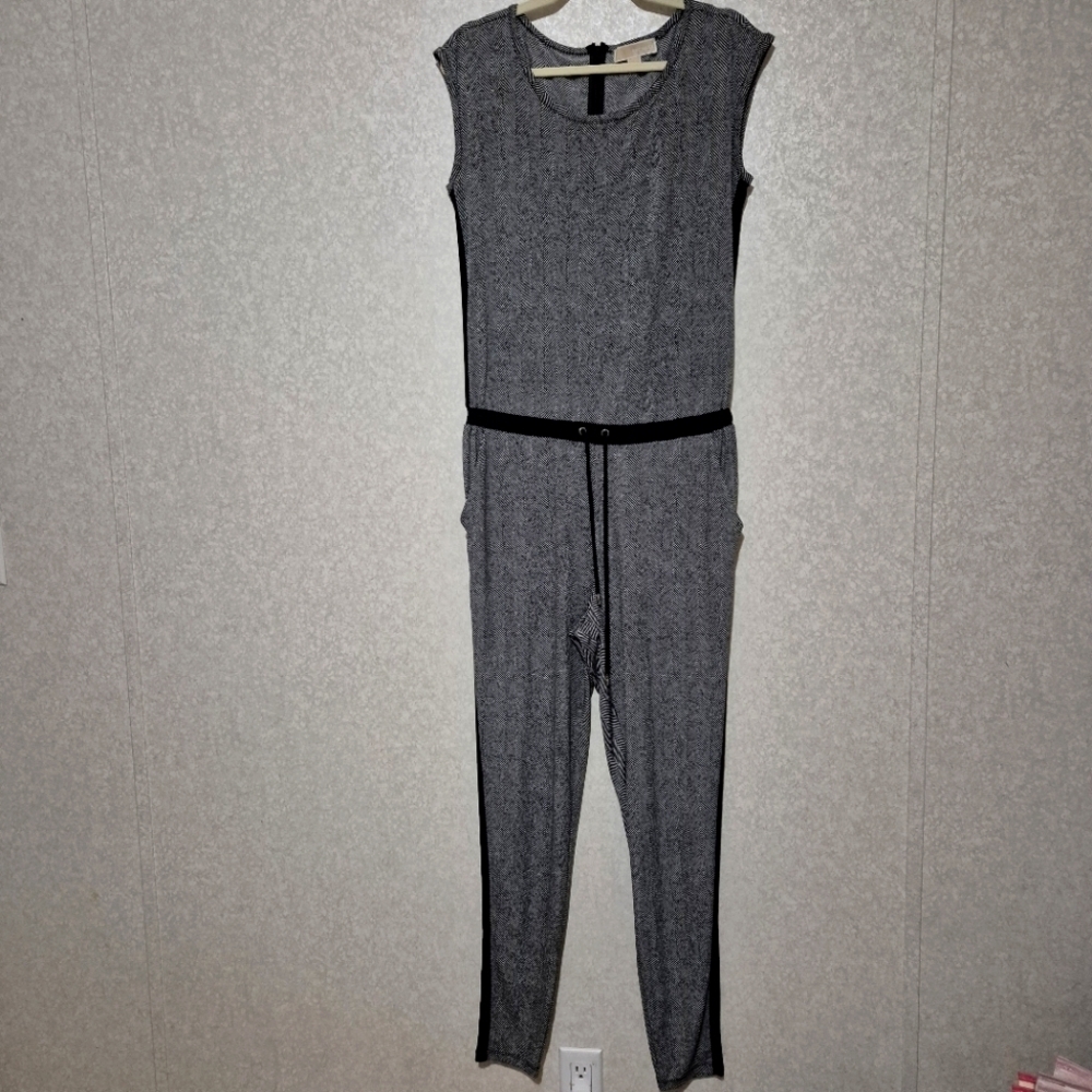 Michael Kors Gray Jumpsuit with Streamlined Silhouette..SIZE:M